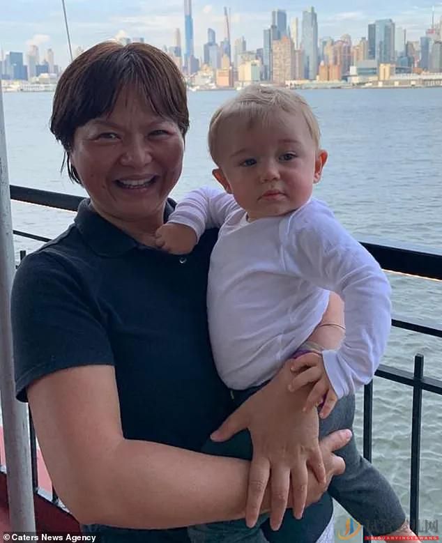 常被誤認為奶奶,53歲華人單親媽媽,試管生下白人“雙胞胎”寶寶(圖9)