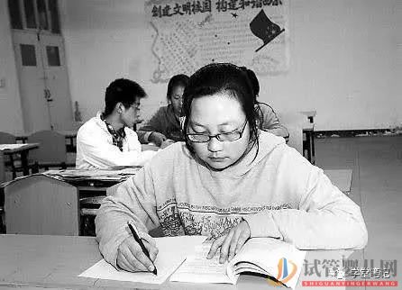 中國(guó)第一例“試管嬰兒”已經(jīng)33歲,她的現(xiàn)狀卻令人驚訝(圖4)