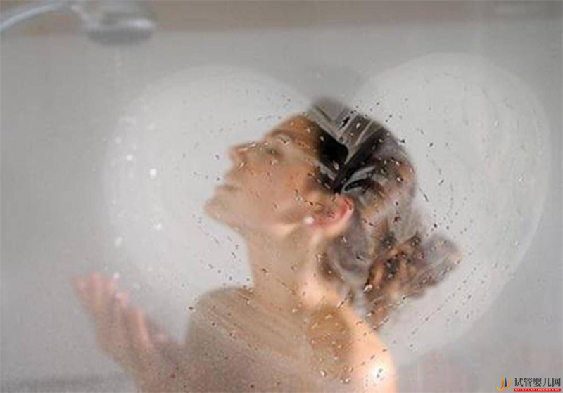 試管嬰兒移植后多久可以洗澡_(圖1) 試管嬰兒移植后多久可以洗澡(圖1)