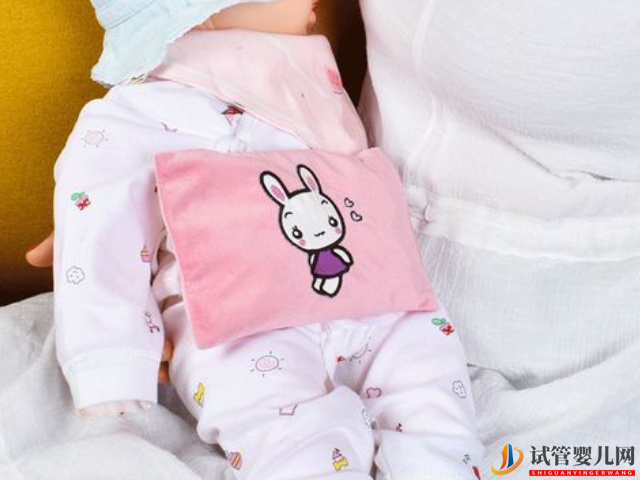 7個(gè)妙招幫助嬰幼兒快速排氣(圖4)