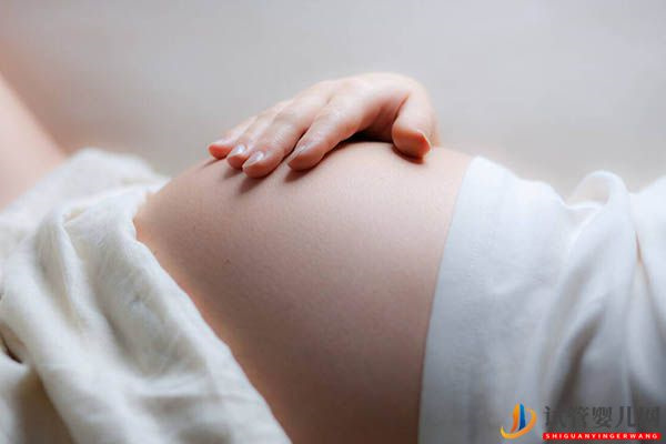 胚胎移植成功率詳解，影響因素有：女性年齡、子宮內環境等(圖1)