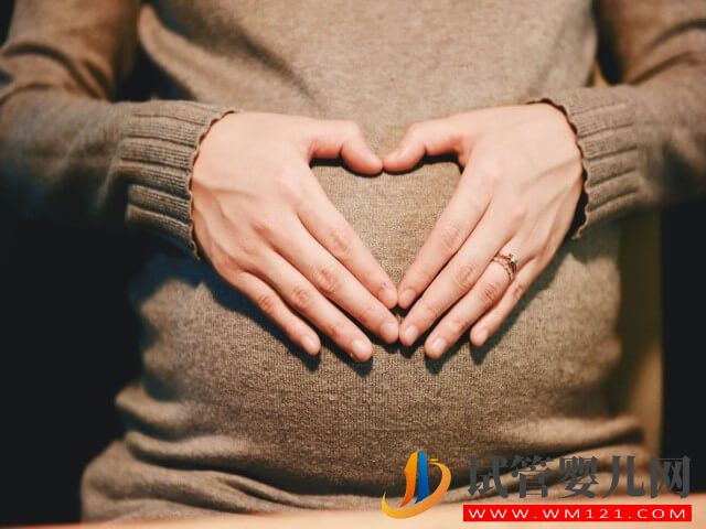 試管嬰兒移植后懷孕雙胎和單胎哪個比較安全？(圖1)