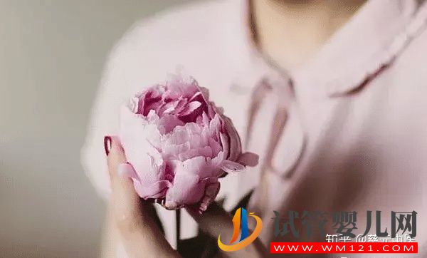 閉經(jīng)是由什么原因引起的呢？閉經(jīng)又和絕經(jīng)有什么區(qū)別？(圖1)