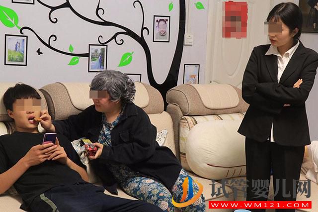 龍鳳胎出生前,女孩就被定為“姐姐”,父母_因為姐姐要照顧弟弟(圖8)