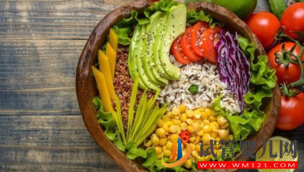 想減掉腹部脂肪嗎？試試著名營養師的這些飲食建議(圖2)