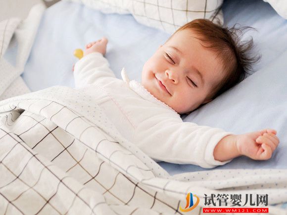 寶寶睡覺突然抖一下，真相居然是？(圖1)